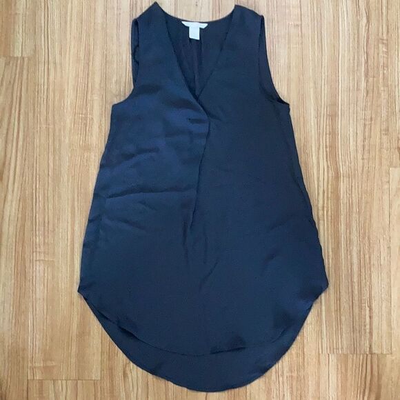 Chiffon tank euc - Picture 1 of 6
